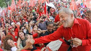 Resultado de imagem para fotos de lula em comicio