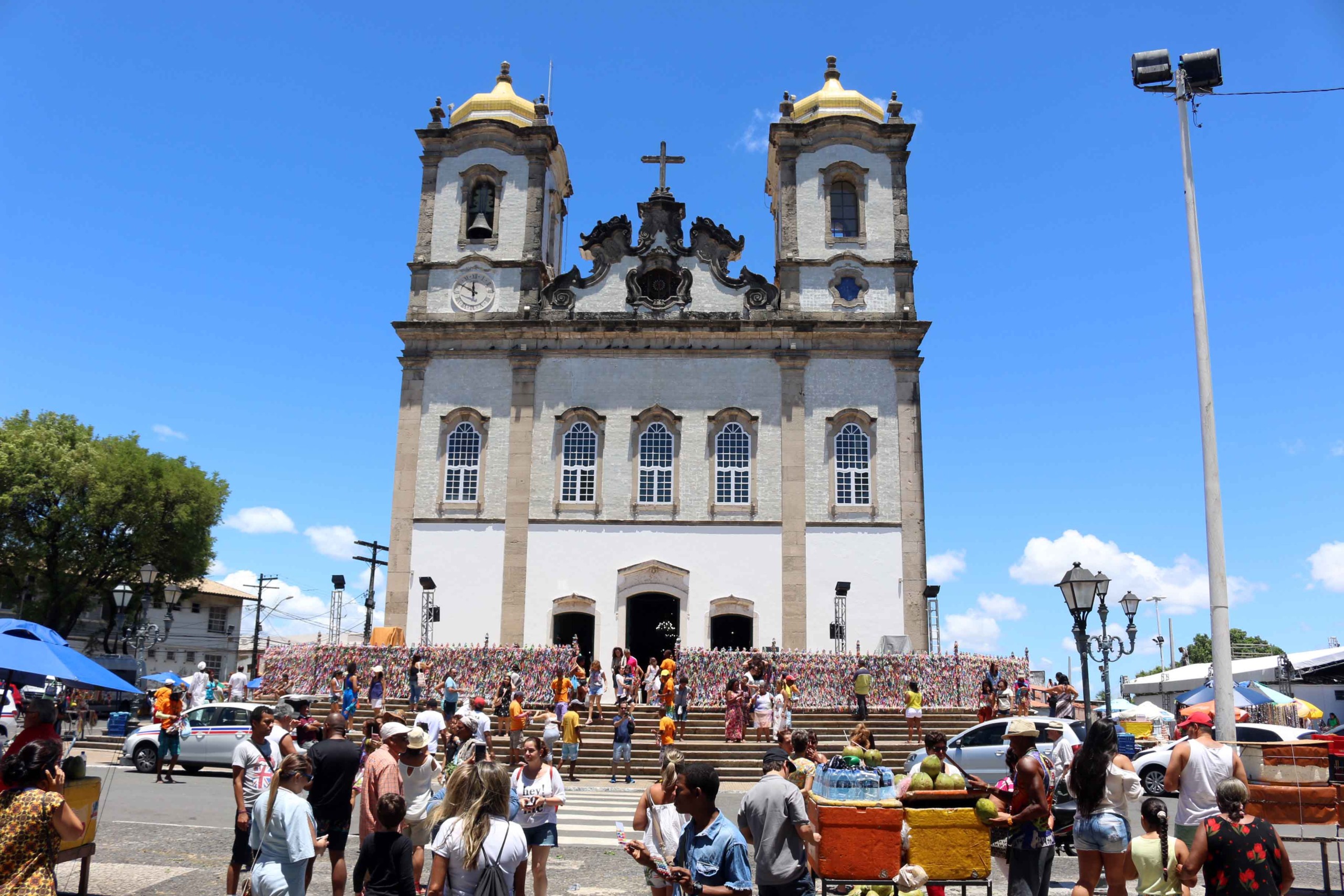 Resultado de imagem para Credenciamento de ambulantes para festas comeÃ§a nesta quinta-feira (10)