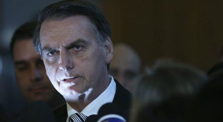 Resultado de imagem para Bolsonaro diz que sargento preso 'vai pagar um preço alto'