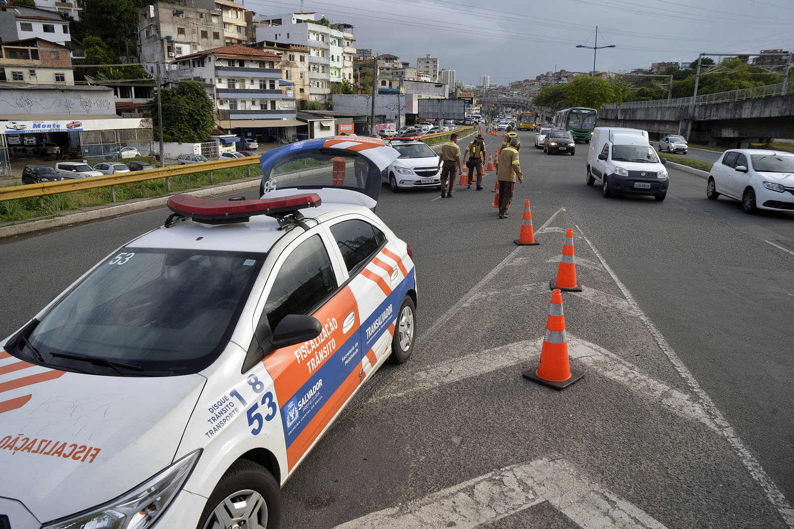 Resultado de imagem para Transalvador farÃ¡ novo retorno provisÃ³rio para diminuir retenÃ§Ãµes no Itaigara