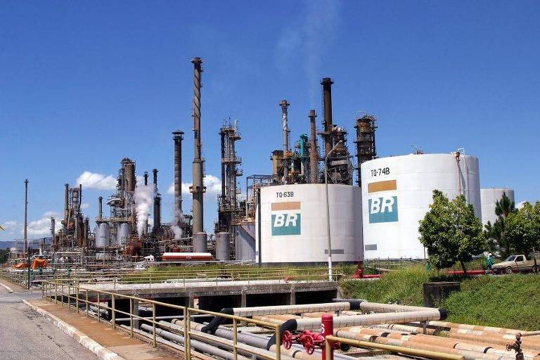 Resultado de imagem para Petrobras muda modelo de divulgaÃ§Ã£o de preÃ§os dos combustÃ­veis