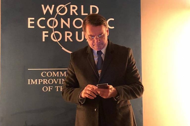 Jair Bolsonaro durante o Fórum de Davos (SuÃça), em janeiro, em foto que foi publicada em rede social