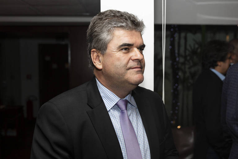 Prefeito fala em 'esquinas de macumba' e é acusado de intolerância religiosa  - 15/01/2021 - Cotidiano - Folha