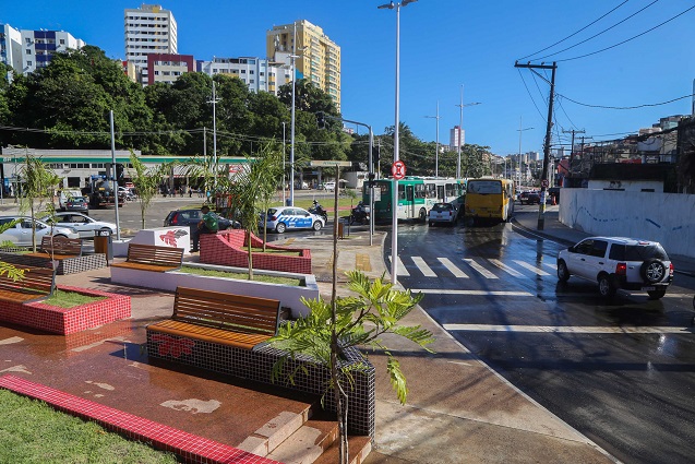 Prefeitura inaugura a nova rua Cônego Pereira e anuncia bairros ...