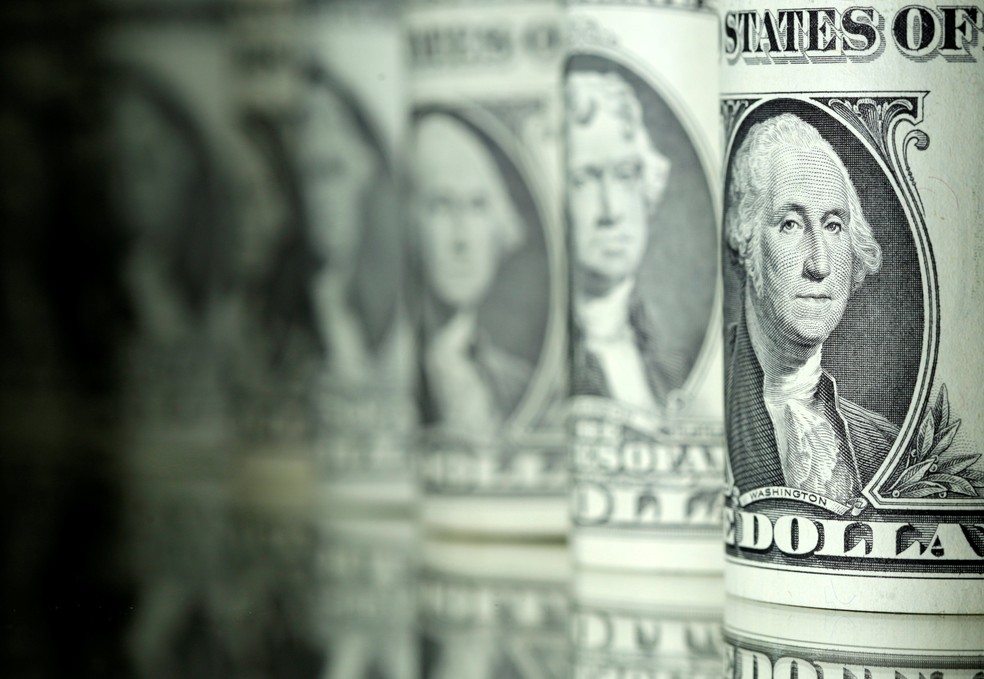 Notas de dÃ³lar (Foto: Reuters/Dado Ruvic)
