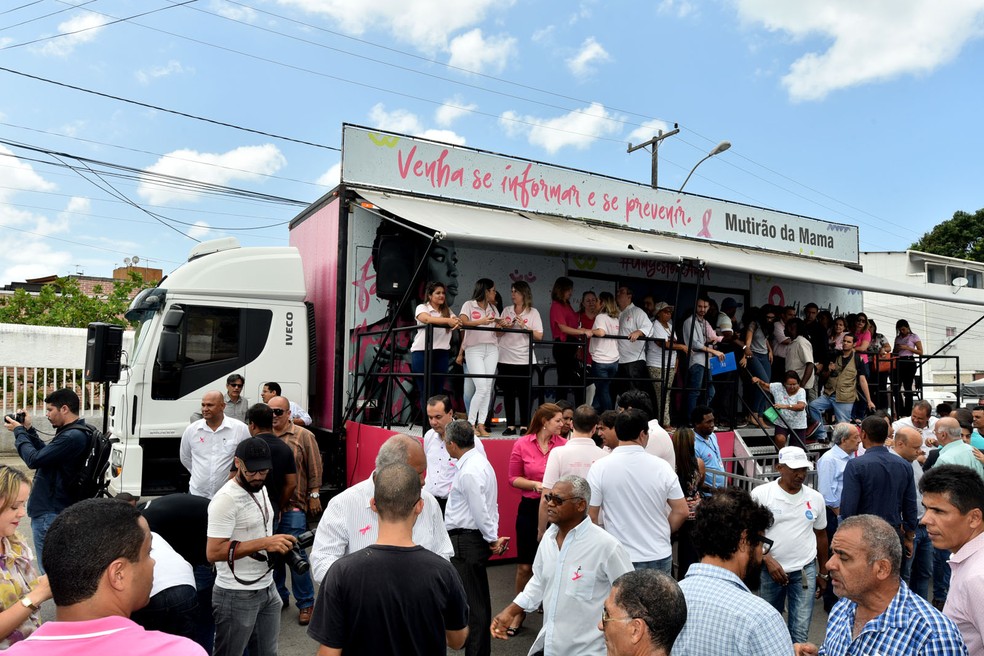 Caminhão presta atendimentos a mulheres em vários bairros durante o mês de outubro (Foto: Max Haack/Prefeitura de Salvador)