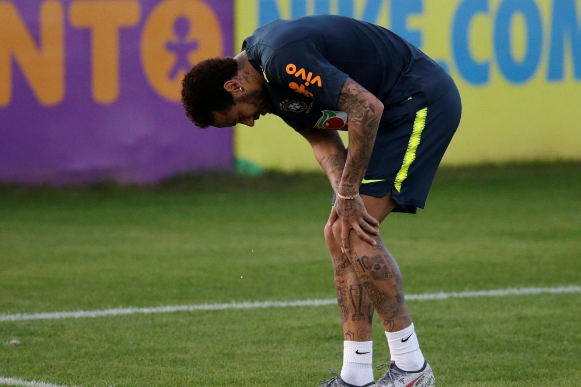 Neymar durante o treinamento na Granja Comary, em TeresÃ³polis.