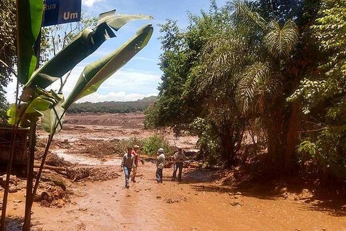 Resultado de imagem para Deputados debatem no plenário da Câmara tragédia de Brumadinho