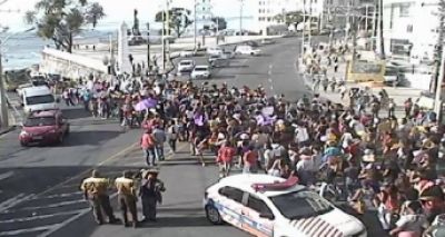 Dia da Mulher: Manifestantes realizam ato em prol dos direitos das mulheres