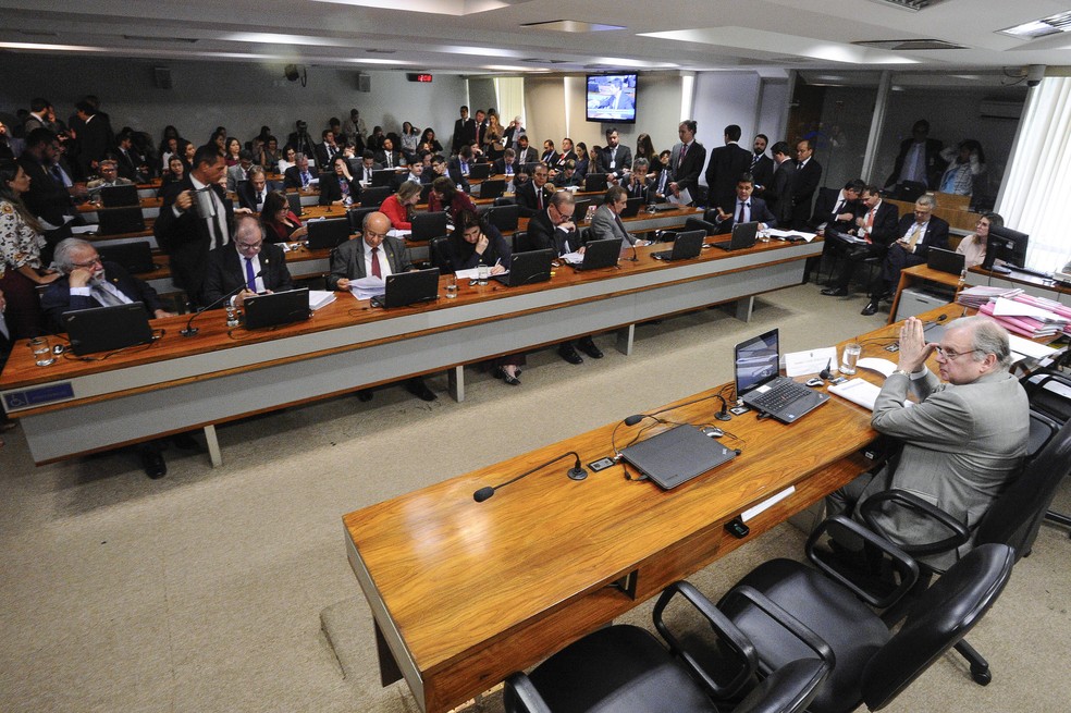 A Comissão de Assuntos Econômicos do Senado, durante reunião nesta terça-feira (3) (Foto: Edilson Rodrigues/Agência Senado)