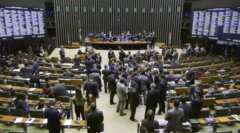 Resultado de imagem para Parlamento aprova crÃ©dito de R$ 1 bilhÃ£o para governo, JustiÃ§a e MPU