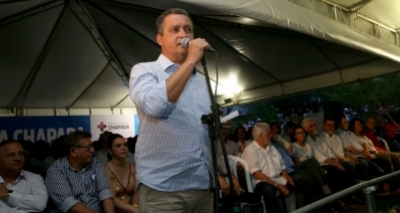 Rui provoca Neto: ‘Tem gente com mentalidade velha e cabeça nova’