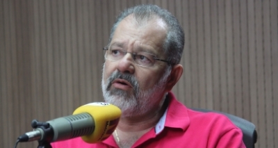 Nilo ataca Leão e diz que vice-governador é ?vendedor de fumaça?