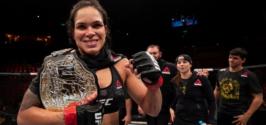 [Amanda Nunes defende cinturÃ£o pela terceira vez e vence americana no UFC 224]