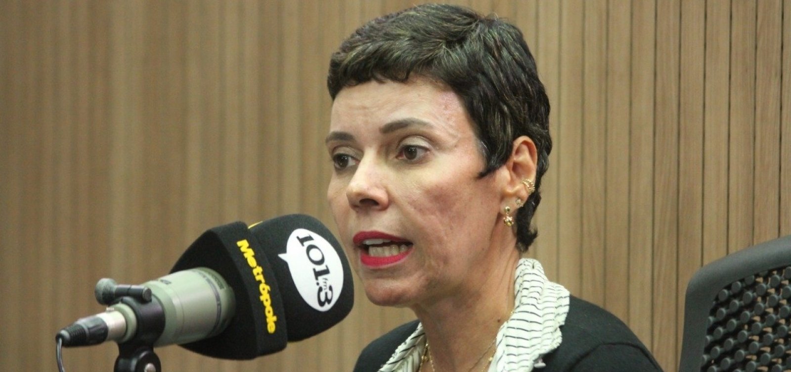 [Empresas de Ã´nibus vÃ£o pagar multa se nÃ£o renovarem frota, diz promotora]