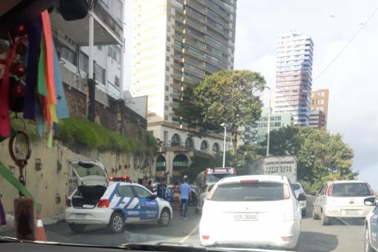 Acidente deixou o trânsito lento na região | Cidadão Repórter | Whatsapp - Foto: Cidadão Repórter | Whatsapp