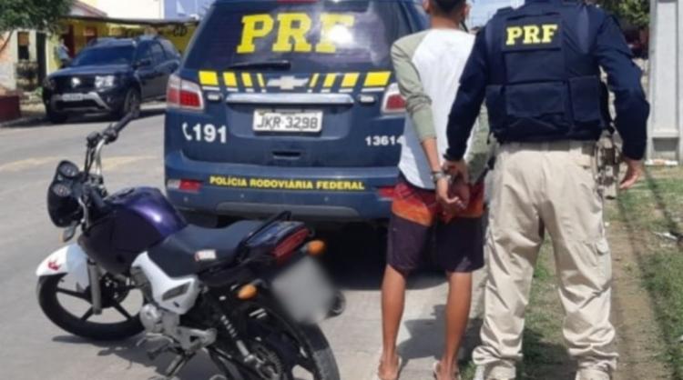 Menor informou que não possuÃa Carteira Nacional de Habilitação (CNH), nem documentos do veÃculo - Foto: Divulgação | PRF