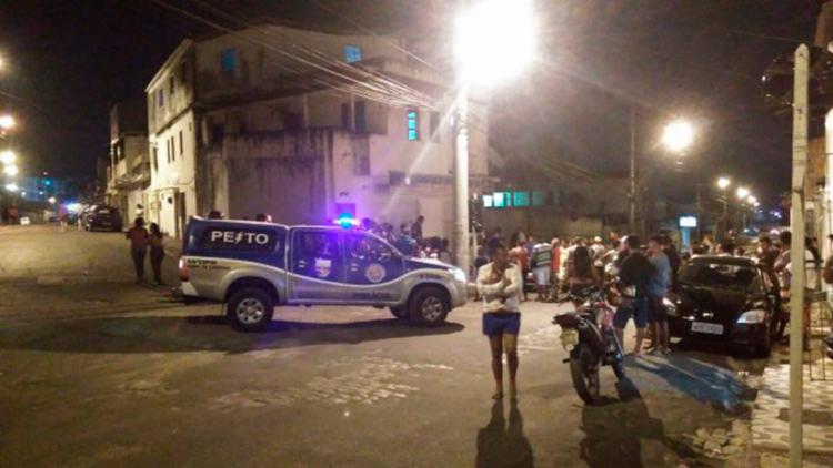 JoÃ£o Ferreira SalomÃ£o Neto foi morto na rua FarmacÃªutico JosÃ© Alves em Feira - Foto: ReproduÃ§Ã£o | Site Acorda Cidade