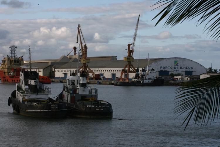 A embarcação estava atracada no Porto de Ilhéus - Foto: Joá Souza | Ag. A TARDE