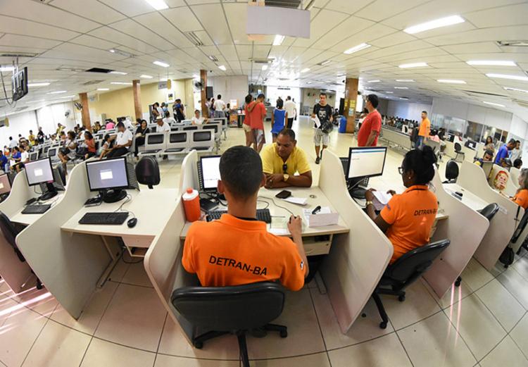 Detran alerta que nÃ£o envia mensagens aos cidadÃ£os pela internet - Foto: DivulgaÃ§Ã£o