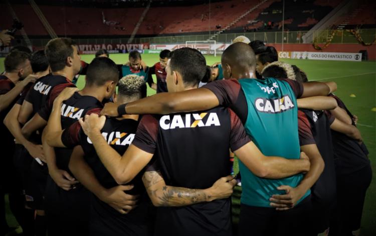 Treinador deve promover diversas mudanÃ§as na equipe rubro-negra para o jogo - Foto: DivulgaÃ§Ã£o | E. C. VitÃ³ria