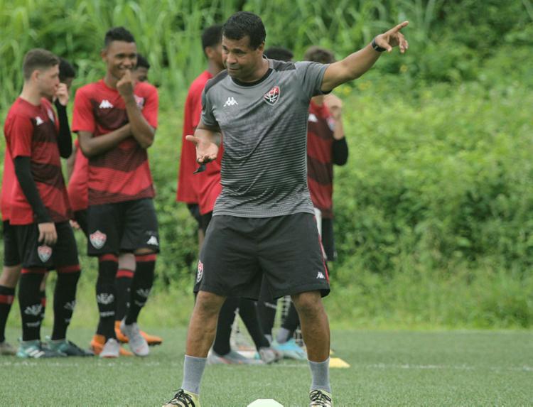 Duelo contra o Operário será o primeiro de Rodrigo Chagas como técnico efetivado do Leão | Foto: Letícia Martins | EC Vitória | Divulgação - Foto: Letícia Martins | EC Vitória | Divulgação