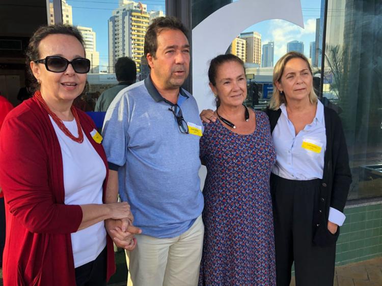 LÃ­dia, Francisco, Vivian e Cristina, filhos de Waldir Pires - Foto: Margarida Neide | Ag. A TARDE