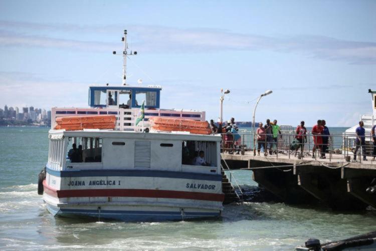Terminal de Vera Cruz, na Ilha de Itaparica, fica inoperante por causa da pouca profundidade do canal de navegação | Foto: Joá Souza | Ag. A TARDE - Foto: Joá Souza | Ag. A TARDE