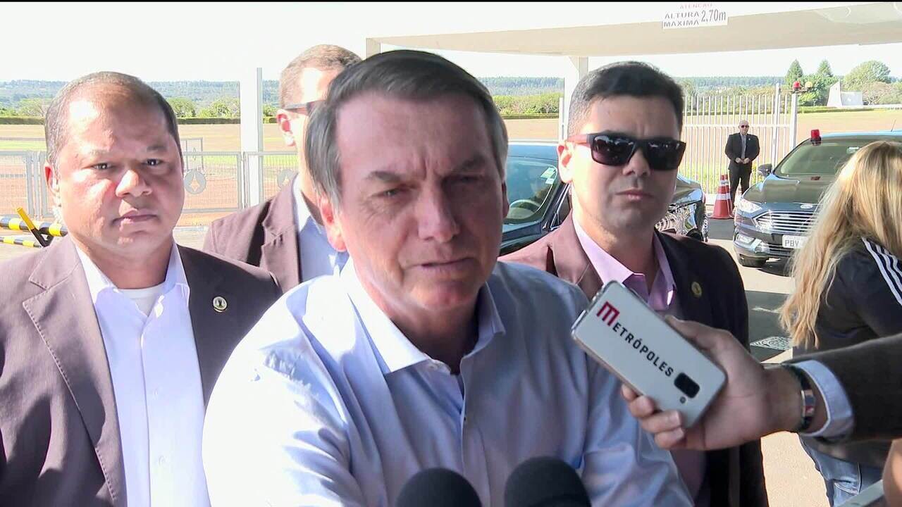 Resultado de imagem para Bolsonaro vai nesta terça à Bahia para inaugurar aeroporto sem a presença do governador Rui Costa