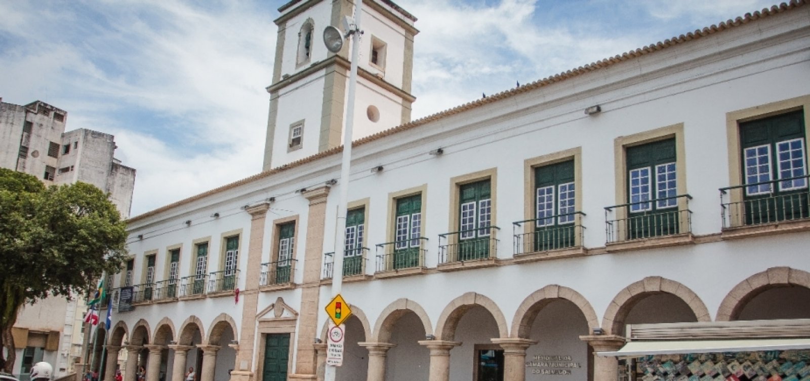 [Prefeitura envia Ã  CÃ¢mara projeto para emprÃ©stimo de atÃ© R$ 104 milhÃµesÂ ]