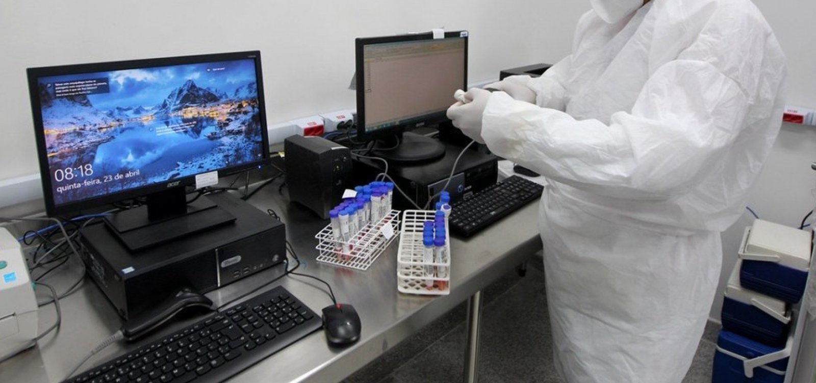 [Com Ufob e Uesc, rede de universidades brasileiras pretende dobrar número de testes para Covid-19]