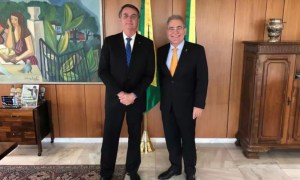 Bolsonaro dá posse a Queiroga na Saúde em cerimônia discreta no Planalto -  Blog do Anderson Soares