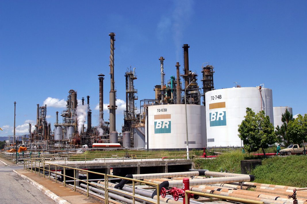 Resultado de imagem para fotos da petrobras