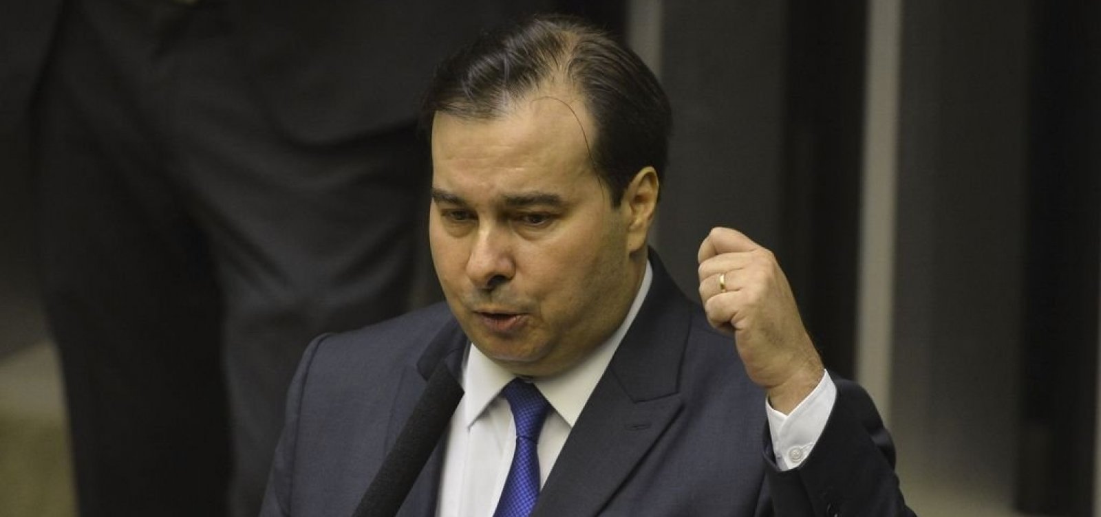 Resultado de imagem para Maia diz que esta é a 'última' chance de aprovar reforma da Previdência sem tirar direitos