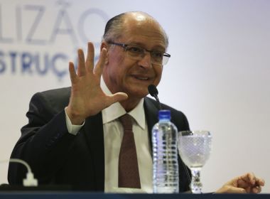 Alckmin foi acusado de desperdiçar água por seu vizinho em Pindamonhangaba