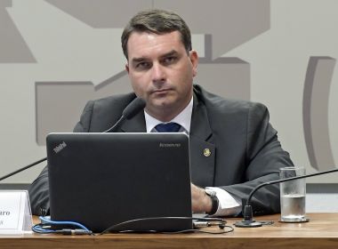 PM assessor de Flávio tem boom patrimonial e declara metade em dinheiro vivo