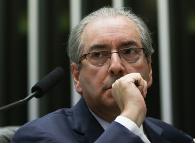Presos rejeitam Eduardo Cunha como juiz em campeonato de futebol do presÃdio