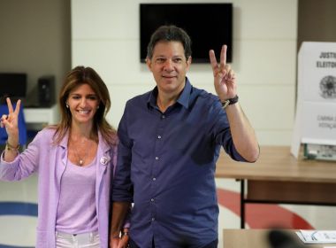 Haddad vota em São Paulo e se diz 'esperançoso' com sentimento nas ruas