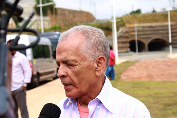 Resultado de imagem para fotos de marcos medrado no reveillon do suburbio