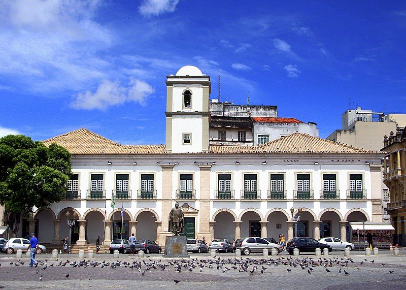 Resultado de imagem para fotos da fachada da camara municipal de salvador
