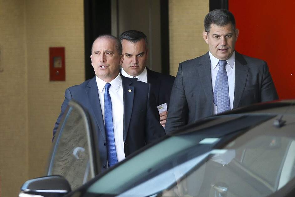 Resultado de imagem para Onyx Lorenzoni ataca jornal, nega caixa 2 e diz não temer ninguém