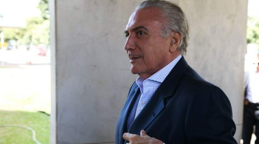 Resultado de imagem para Temer reúne-se com presidente do BNDES no Planalto