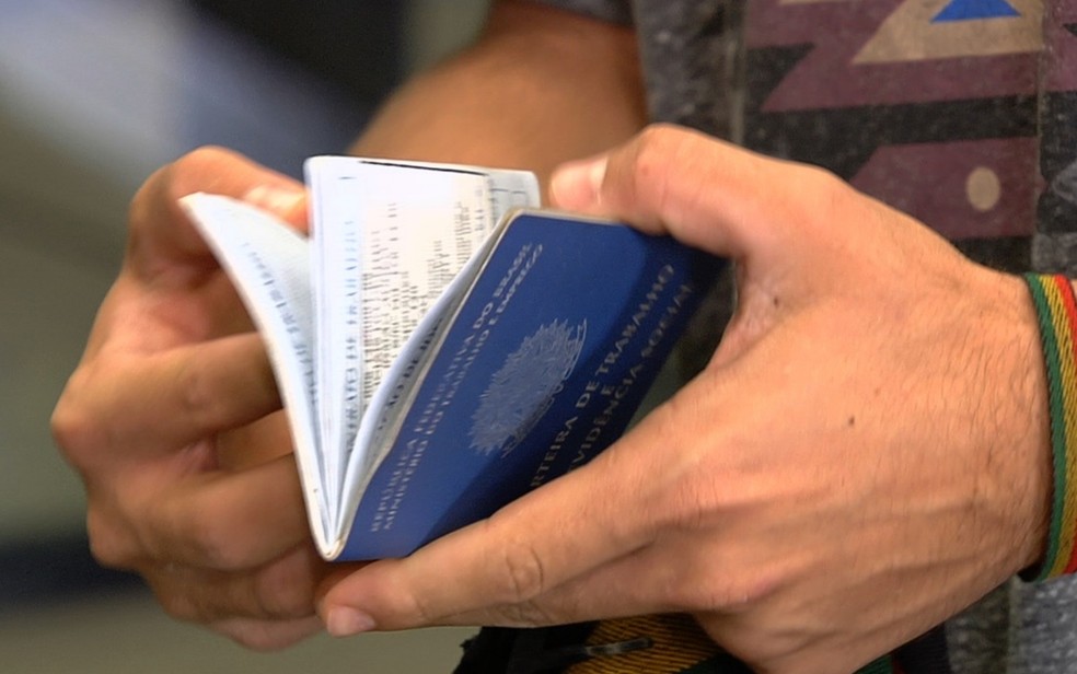 917.075 pessoas não haviam sacado o dinheiro do PIS/Pasep até terça-feira (20). (Foto: Reprodução/TV Anhanguera)