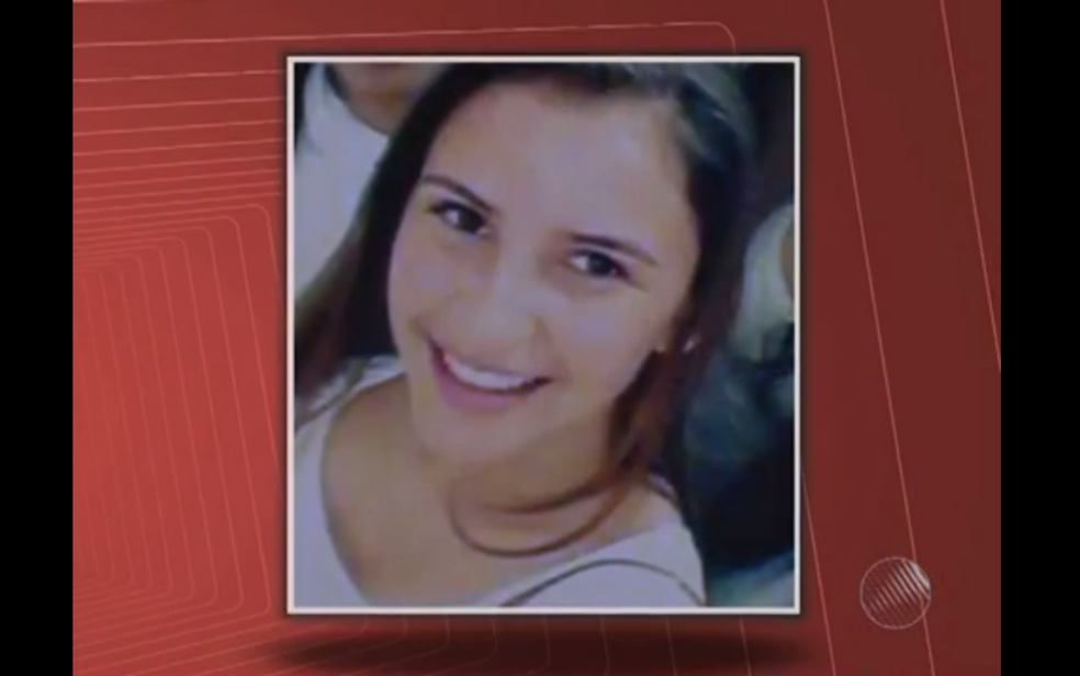 Corpo da adolescente foi encontrada em rio de Teixeira de Freitas (Foto: Reprodução/TV Bahia)