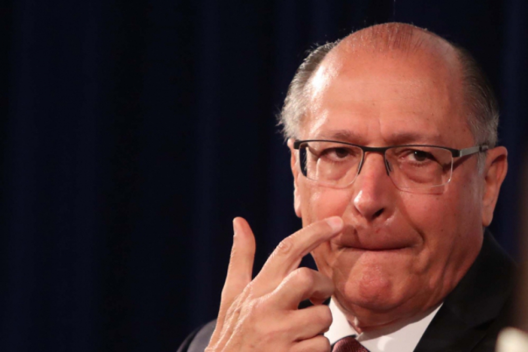 Resultado de imagem para MP denuncia ex-secretário de Alckmin por propinas de R$ 289 mil da Camargo Corrêa