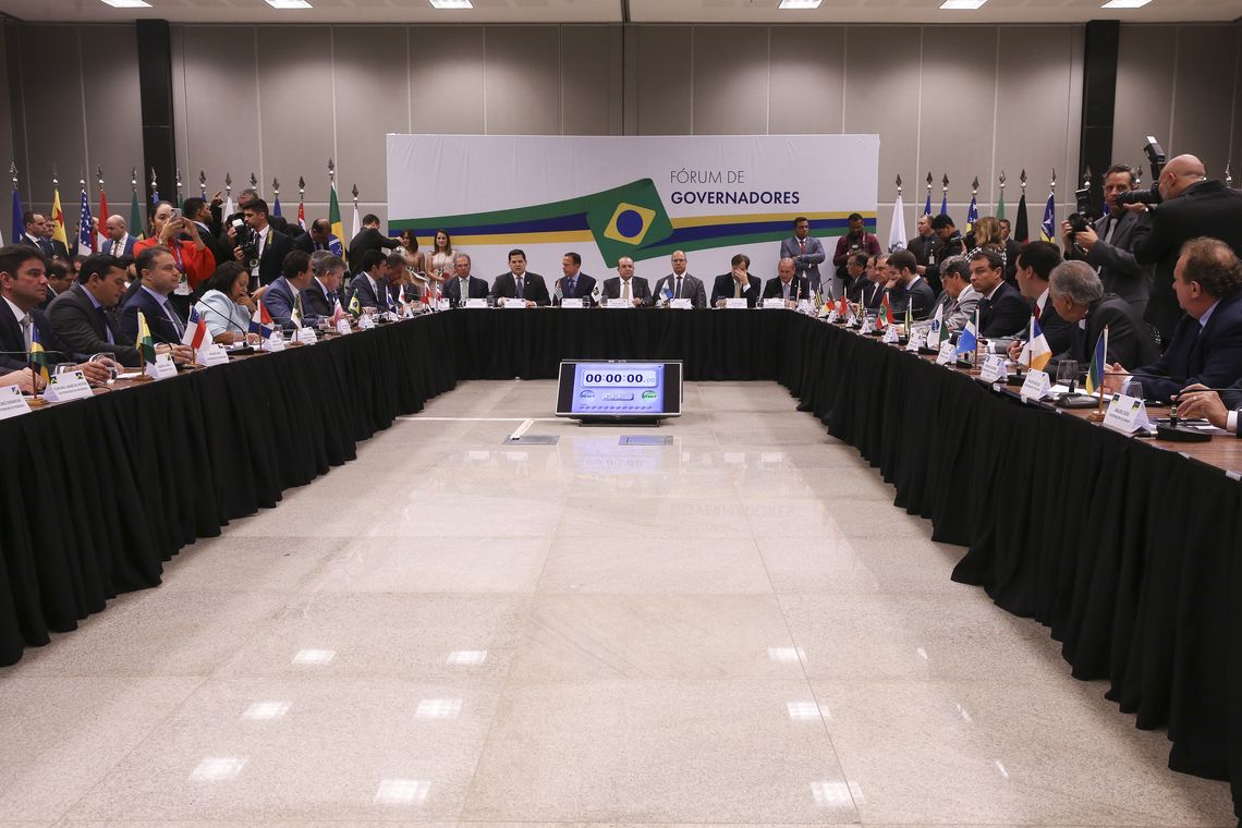 O ministro da Economia, Paulo Guedes, participa da reunião do Fórum de Governadores, no Centro Internacional de Convenções do Brasil (CICB).