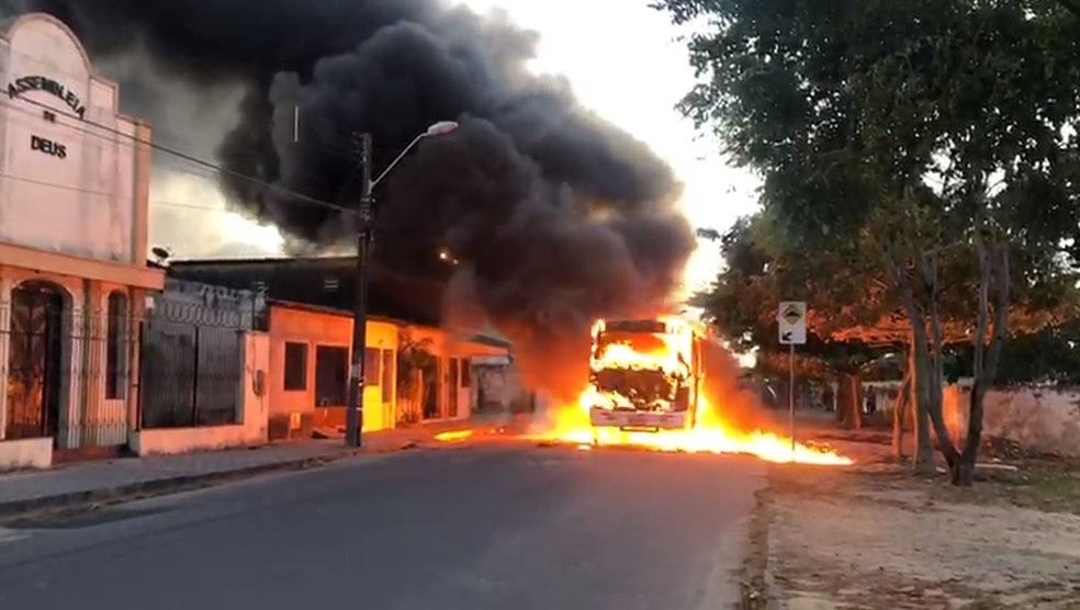 Ceará tem ônibus e carros incendiados em onda de ataque que ocorre desde o fim de semana â?? Foto: Evenilson Pinto/Arquivo Pessoal