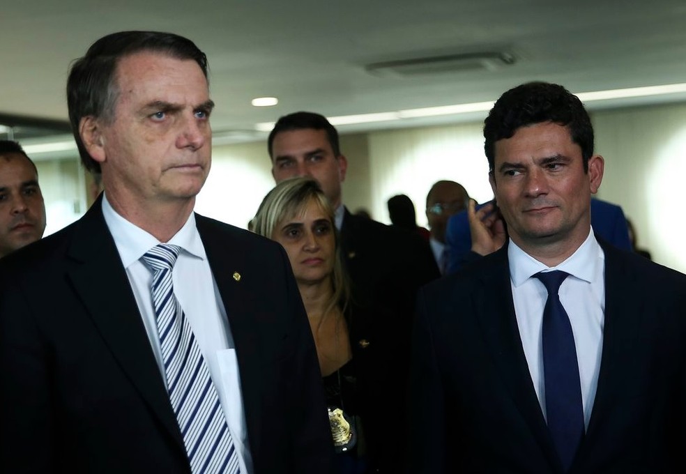O presidente Jair Bolsonaro e o ministro da Justiça, Sérgio Moro â?? Foto: José Cruz/Agência Brasil