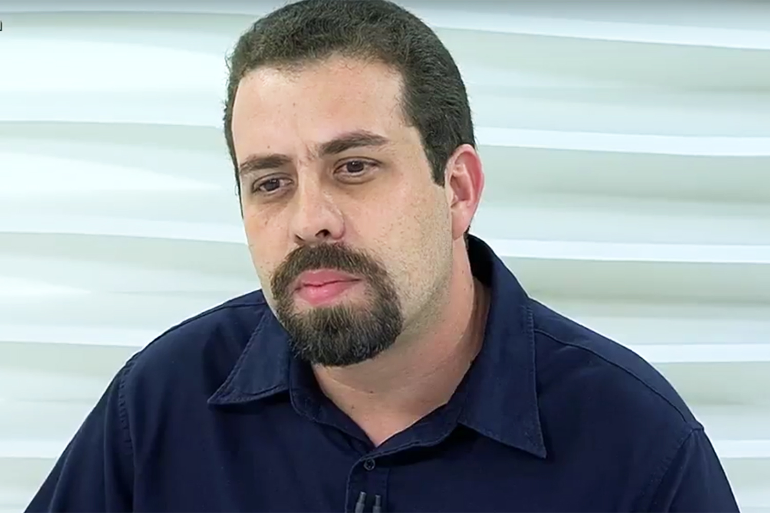 Guilherme Boulos: sem teto, com carro | VEJA