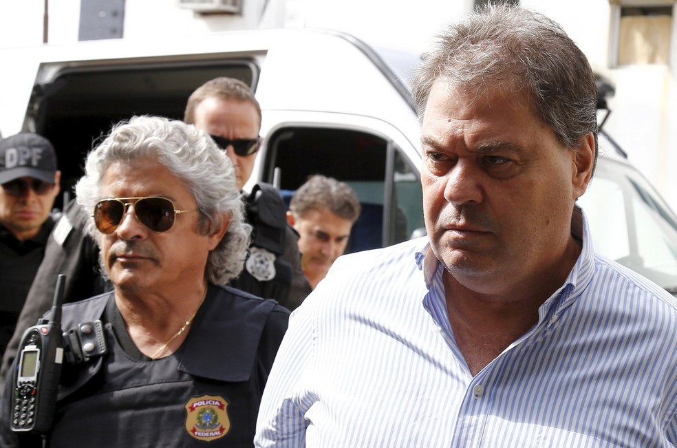 O ex-senador Gim Argello, em imagem de abril, quando foi preso pela Polícia Federal (Foto: Rodolfo Buhrer/Reuters)